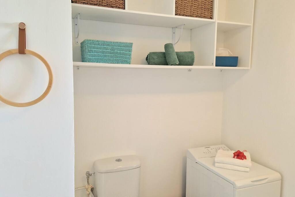 Le Touloublue - Tres Bel Appartement Face A La Mer Sainte-Anne  Zewnętrze zdjęcie