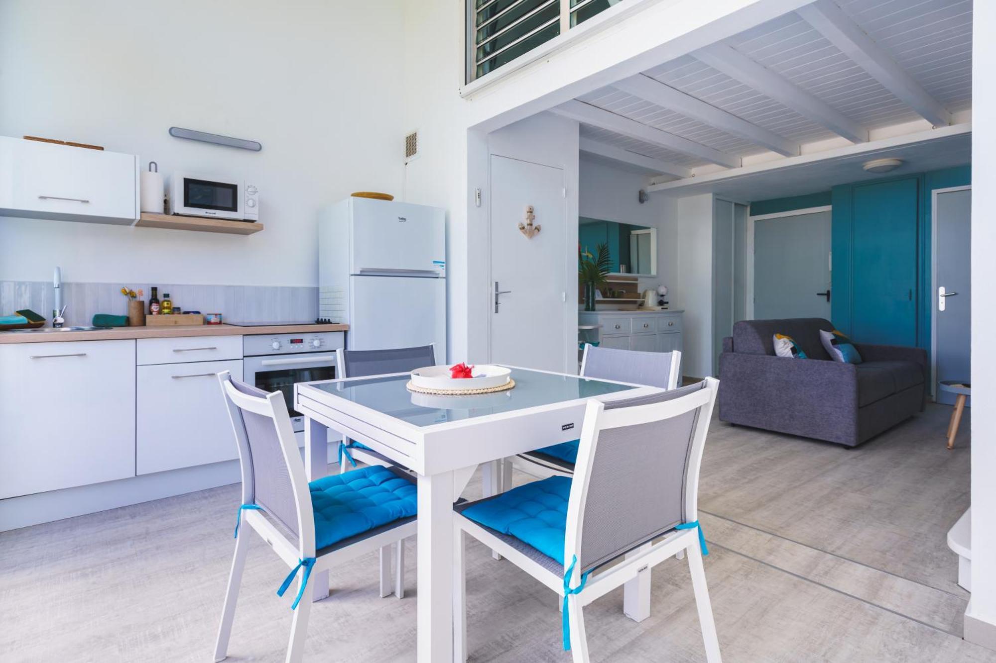 Le Touloublue - Tres Bel Appartement Face A La Mer Sainte-Anne  Zewnętrze zdjęcie